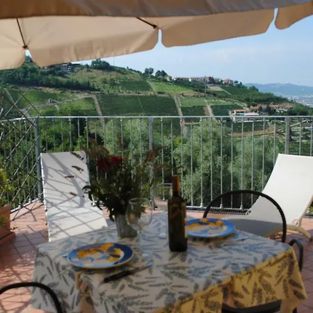 Casa Arcobaleno Holiday Home Apartments Farm stay *